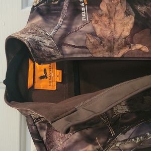 Boys Field and Stream camo jacket